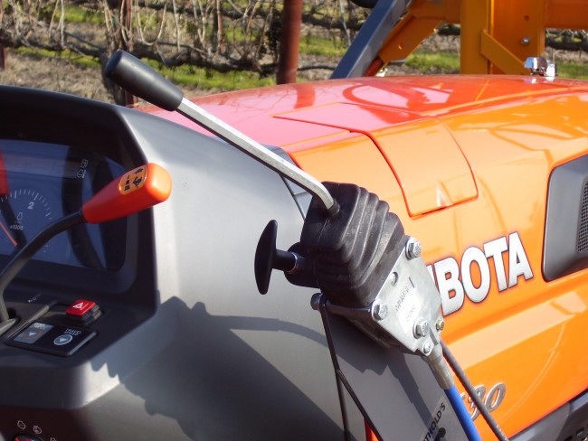 cable control for operator station